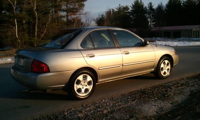 Nissan Sentra 2004 photo 2