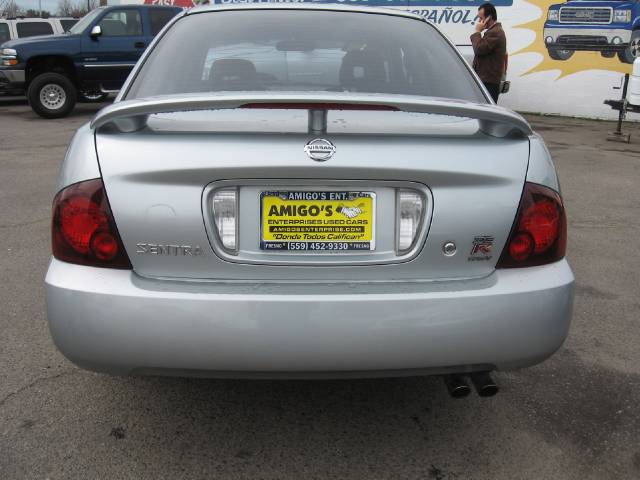 Nissan Sentra 2004 photo 2