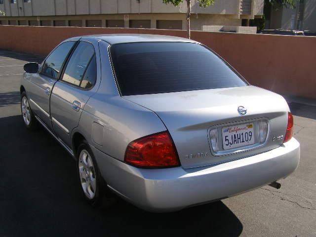 Nissan Sentra 2004 photo 4