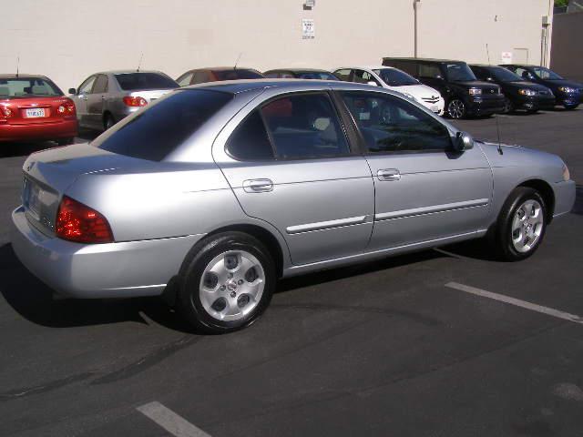 Nissan Sentra 2004 photo 5