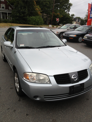 Nissan Sentra 2004 photo 1