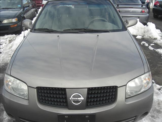 Nissan Sentra 2004 photo 1