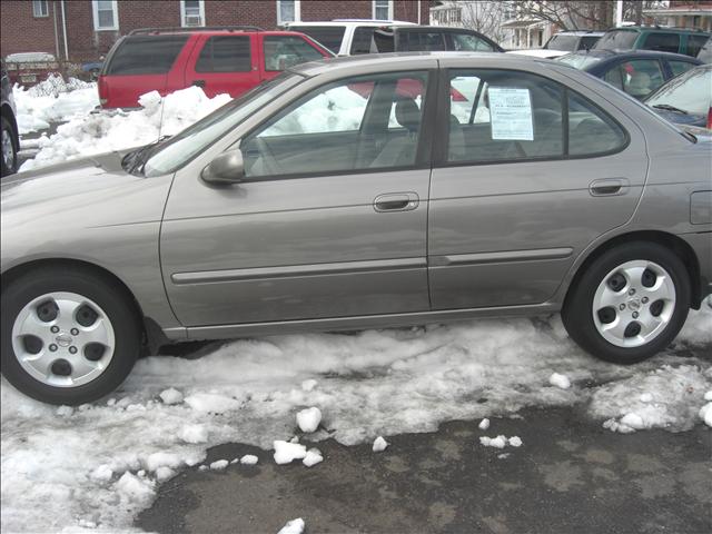 Nissan Sentra 2004 photo 4