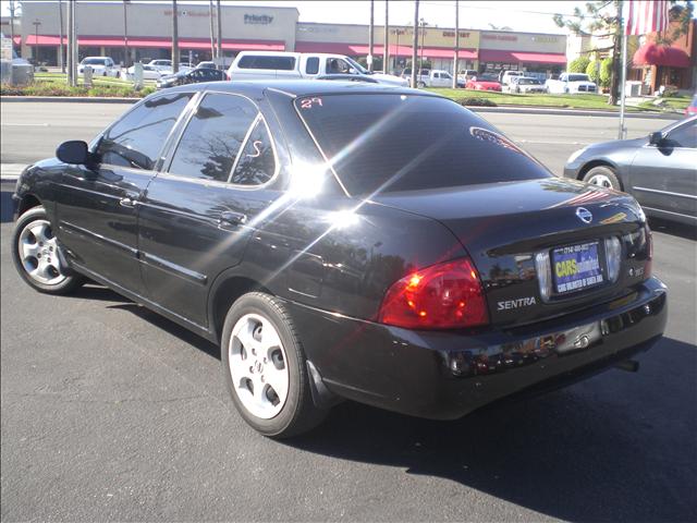 Nissan Sentra 2004 photo 4