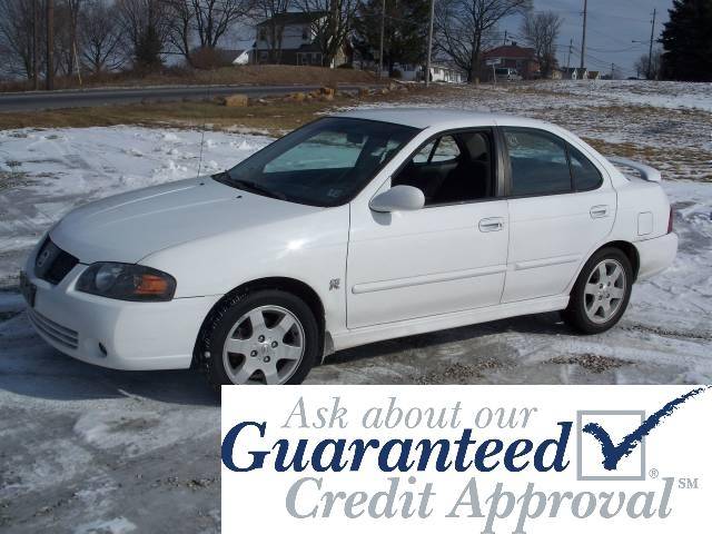 Nissan Sentra Crew Cab Standard Box 4-wheel Drive SLE Sedan