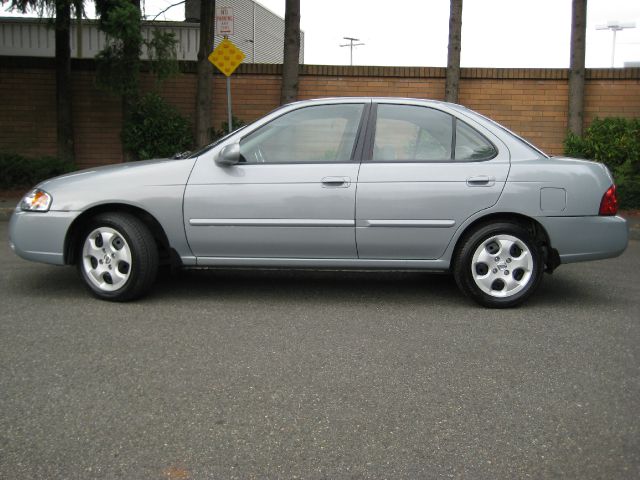 Nissan Sentra 2004 photo 3