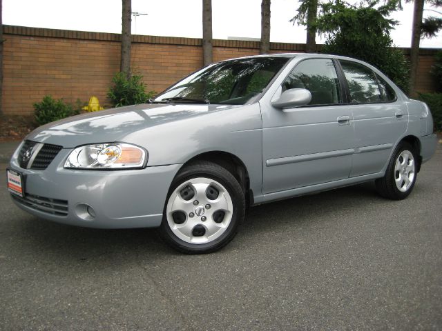 Nissan Sentra 2004 photo 4