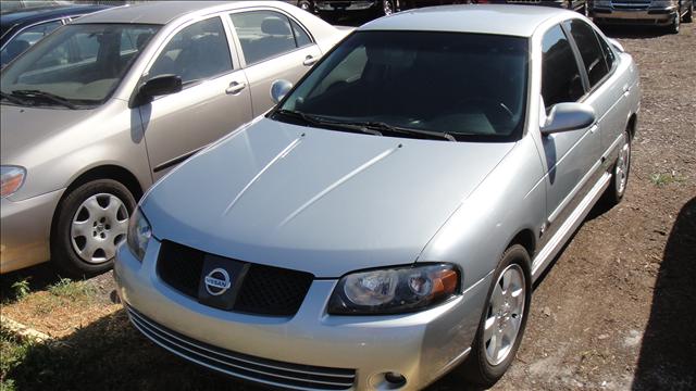 Nissan Sentra 2004 photo 1