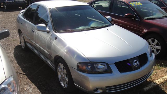 Nissan Sentra 2004 photo 2