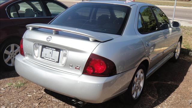 Nissan Sentra 2004 photo 3