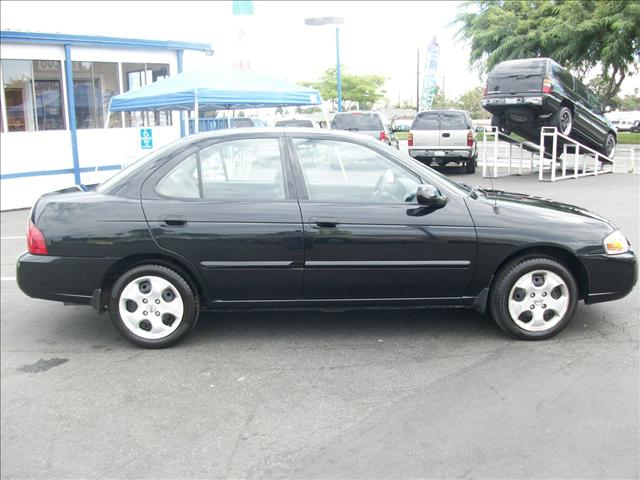 Nissan Sentra 2004 photo 2