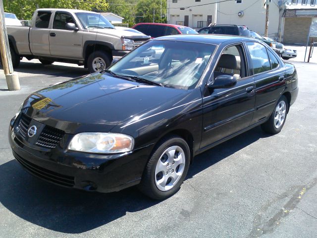 Nissan Sentra 2004 photo 2