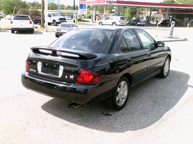 Nissan Sentra 2004 photo 1