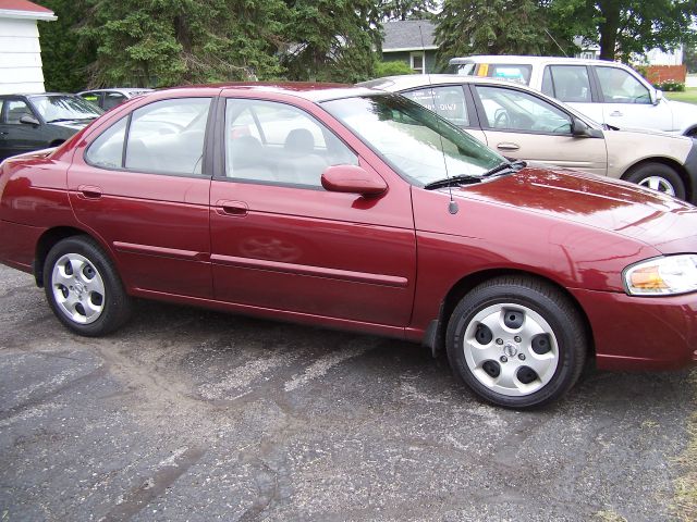 Nissan Sentra 2004 photo 1