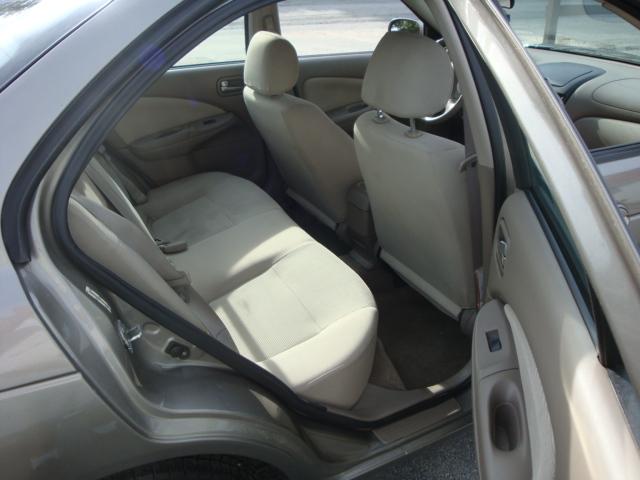 Nissan Sentra 2004 photo 5