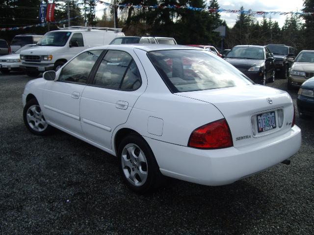 Nissan Sentra 2004 photo 2