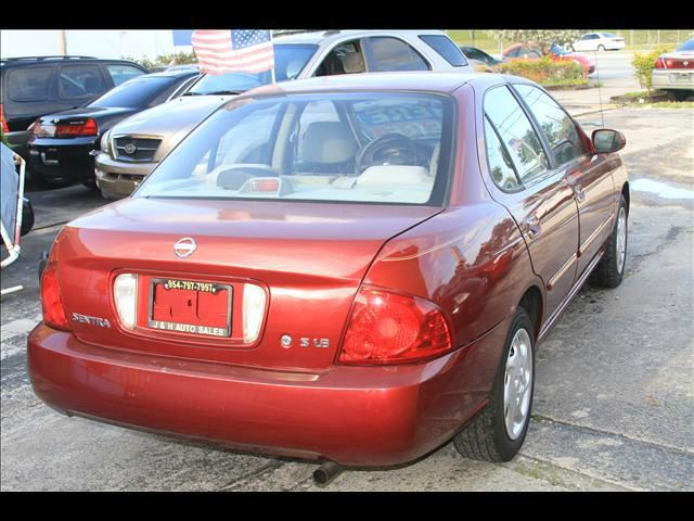 Nissan Sentra 2004 photo 1