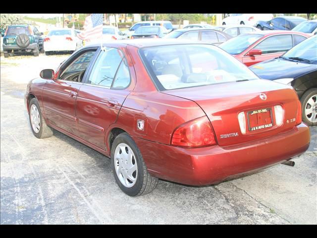 Nissan Sentra 2004 photo 2