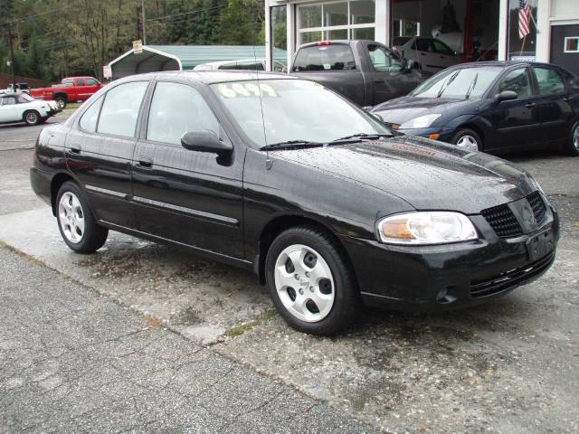 Nissan Sentra W/T REG CAB Sedan