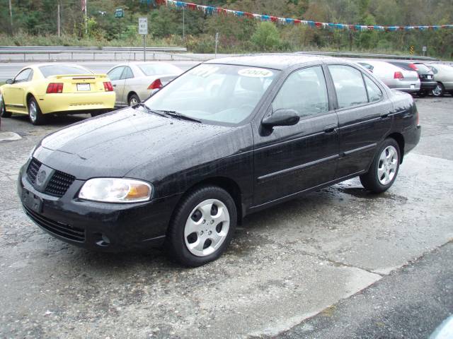 Nissan Sentra 2004 photo 1