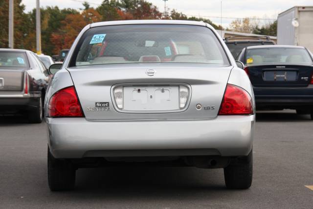 Nissan Sentra 2004 photo 4