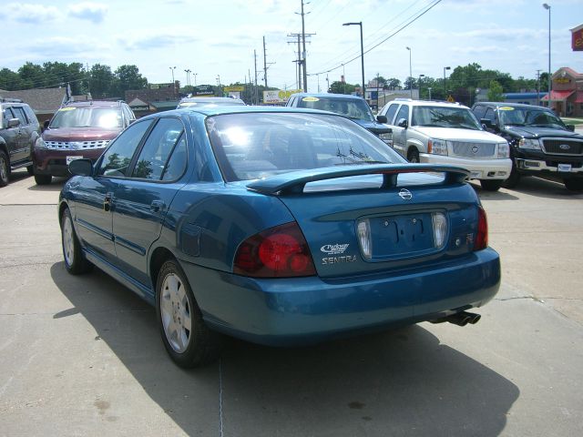 Nissan Sentra 2004 photo 1