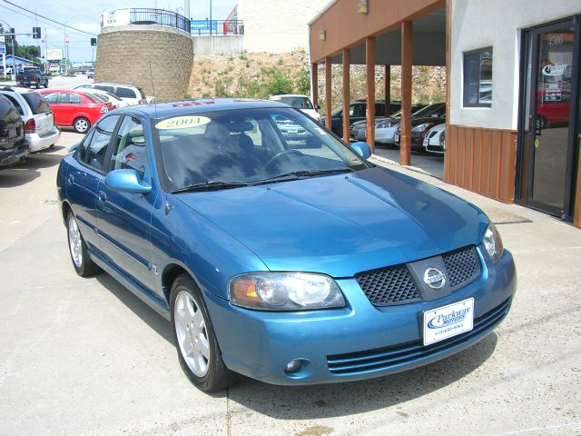 Nissan Sentra 2004 photo 4