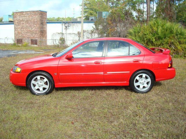 Nissan Sentra 2004 photo 1