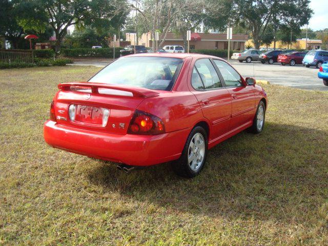 Nissan Sentra 2004 photo 4