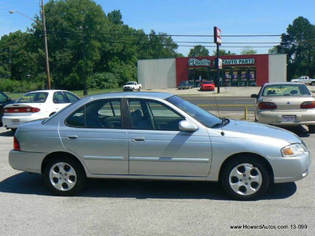 Nissan Sentra 2004 photo 2