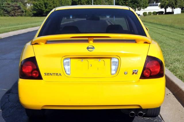 Nissan Sentra 2004 photo 4