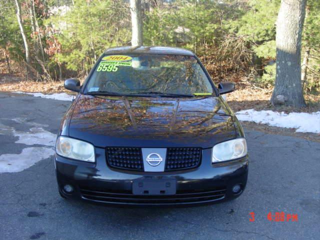 Nissan Sentra 2004 photo 1