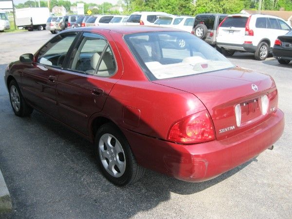 Nissan Sentra 2004 photo 15