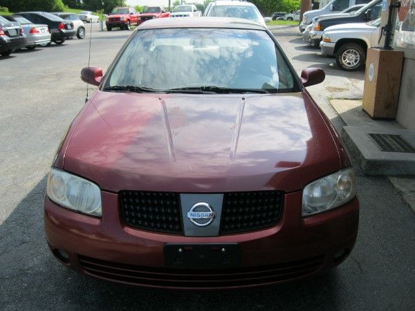 Nissan Sentra 2004 photo 17