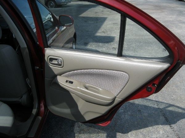 Nissan Sentra 2004 photo 6