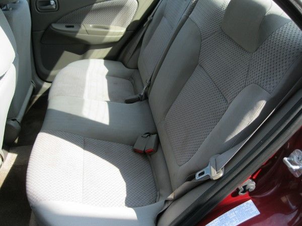 Nissan Sentra 2004 photo 9