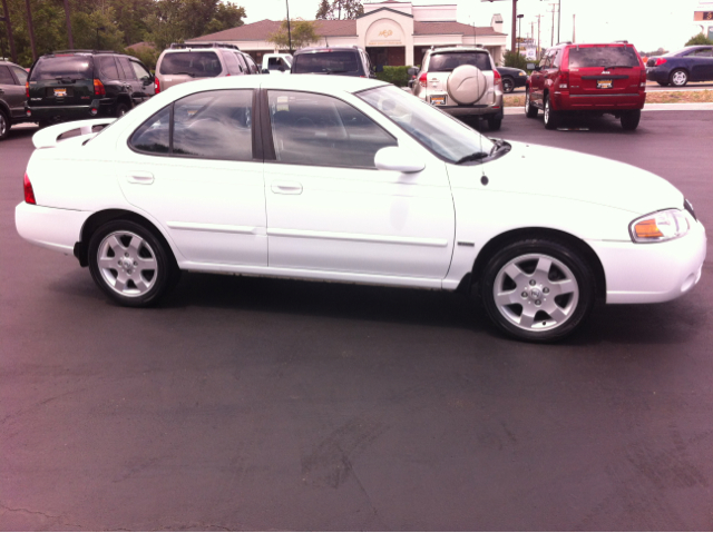 Nissan Sentra 2005 photo 11