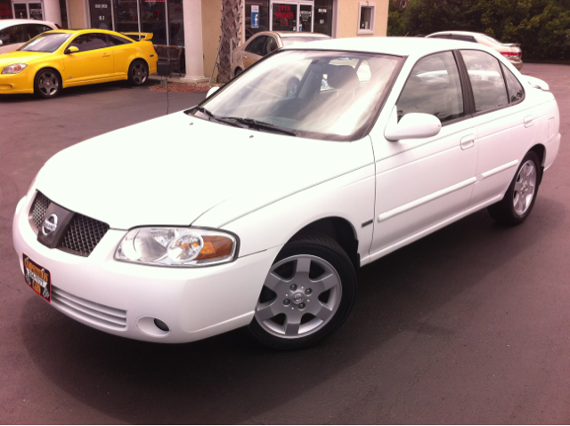 Nissan Sentra 2005 photo 12