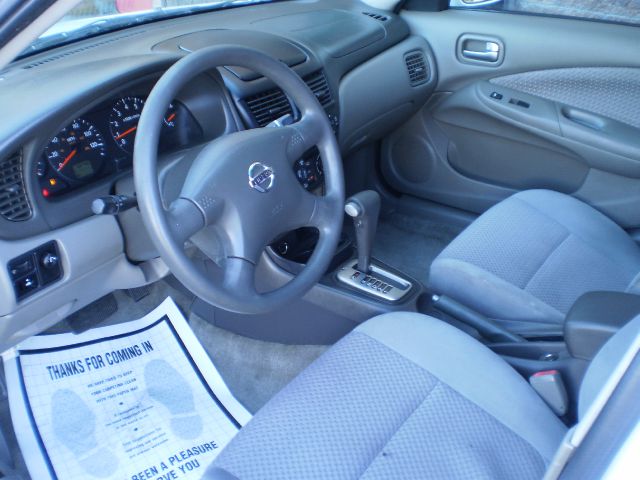 Nissan Sentra 2005 photo 2