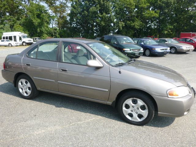 Nissan Sentra 2005 photo 4