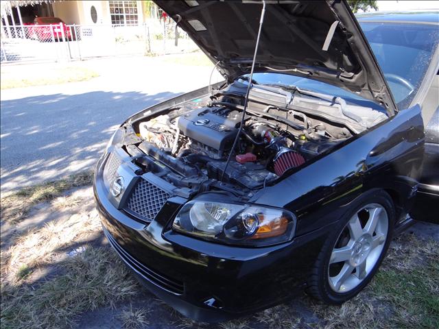 Nissan Sentra 2005 photo 2