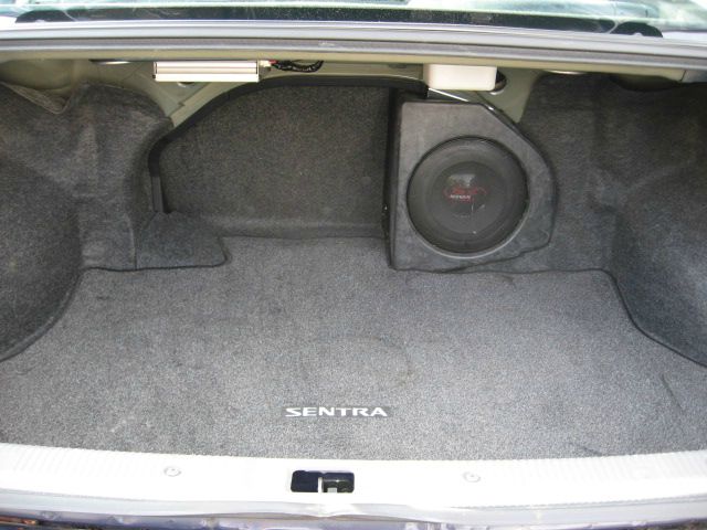 Nissan Sentra 2005 photo 14