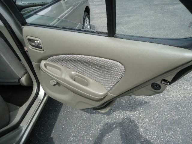 Nissan Sentra 2005 photo 11