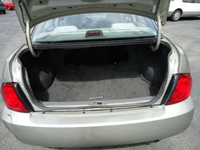 Nissan Sentra 2005 photo 12