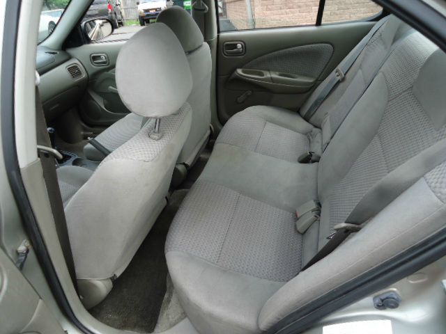 Nissan Sentra 2005 photo 14