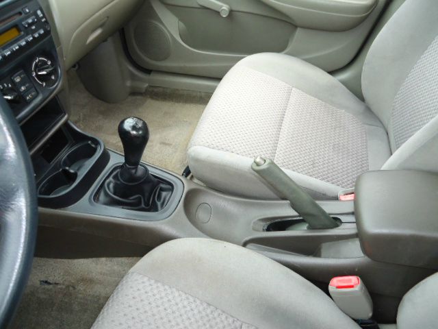 Nissan Sentra 2005 photo 23