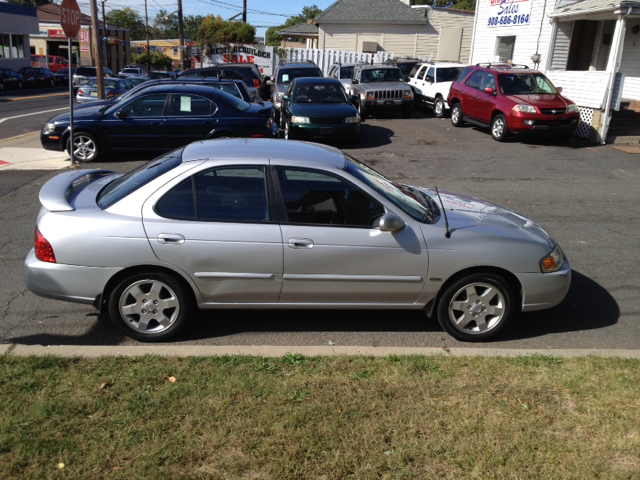 Nissan Sentra 2005 photo 1