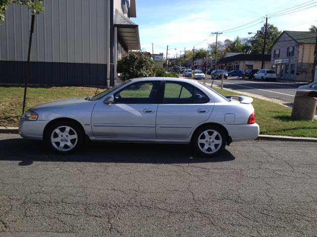 Nissan Sentra 2005 photo 2