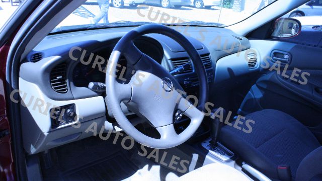 Nissan Sentra 2005 photo 4