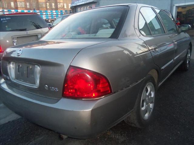 Nissan Sentra 2005 photo 4